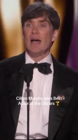 He won his first ever Oscar for his role in Oppenheimer 💣 🎥: ITV #oscars #cillianmurphy 