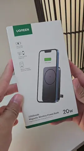 UGREEN magnetic 10,000mAh powerbank with Official Same Factory and Multiple Safety Protection #ugreen #wirelesscharger #magsafe #powerbank #new 