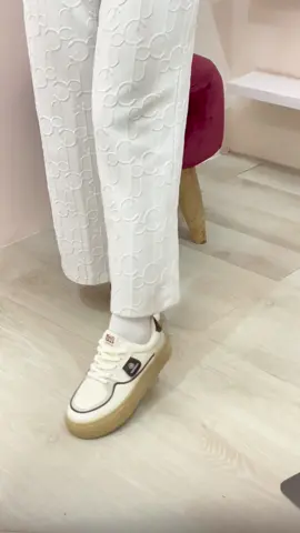 🗣️ : “Sukanya sneakers casual” Kaya gini? Yuk koleksi lg new ASNKnya🤩 #bestsellers#sneakerscasual#xyzbca#sepatuwanitakoreanstyle#outfitideas#ramadhan2024#sale 