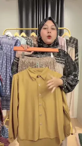 Oneset Zavika Set Rok Plisketnya udah restock ya guys 💕 Buruan gercepin sebelum kehabisan #onesetkekinian #oneset #onesetrok #setrokplisket #setrok #rokplisket #blouselinen #blousekemeja #setblouse #setbajumuslimah #outfitramadhan #outfitngabuburit #bukber #ootdbukber #outfitramadhan2024 #lebaran2024 #ootdhijab #bajulebaran #setblouseskirt #bestseller #restock #viral #fyp #fashionmuslimah #racuntiktokshop 