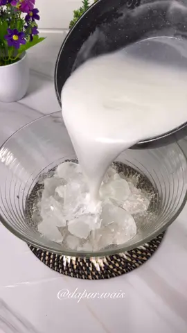 Bikin minuman enak dan segar buat berbuka puasa simple dan praktis  Bahan : 1 bks nutrijell kelapa muda 1 bks santan instan 65ml 3 sdm gula pasir 600 ml air Es batu secukupnya Biji selasih 250 ml susu cair full cream 3 sachset skm (bisa ditambah atau dikurang sesuaikan dengan selera) #minuman #minumankekinian #minumanenak #resepminuman #resepminumansegar #resepmudah #resepsimple 