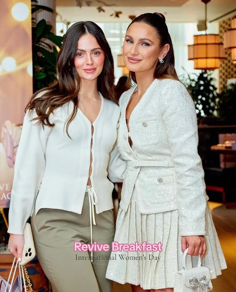 How beautiful is this event?! 💕🥐👯‍♀️ Was so lovely meeting so many amazing inspirational ladies! 🤍 @Revive Collagen  #revivebreakfast #revivecollagen #revive #influencerevents #contentcreatoragency 