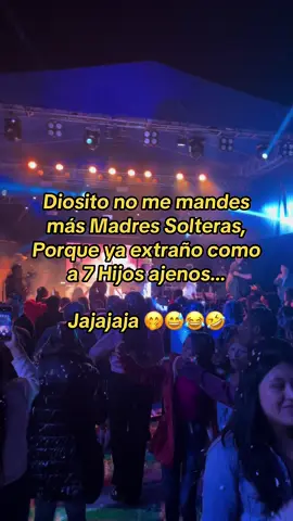 Diosito solo eso te pido 🙏🤭 #humor #😂🤣😅#solocontenido #jajaj #madresoltera #sonrie😃nada🏊🏻‍♀️te☕️cuesta💰 #cuenca_ecuador🇪🇨❤ 