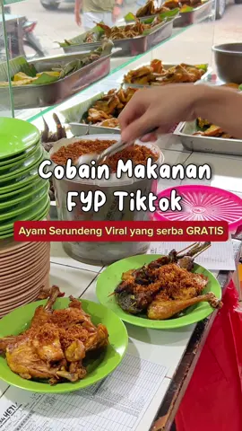 Belom ada di google maps, biar gampang cari aja KFC Pahlawan Revolusi (ada deket situ) Sambel & lalapan free ambil sendiri sepuasnya. Makan nasi diaduk sama serundengnya gabisa berenti 📍Ayam Goreng Serundeng Bu Heti JI. Pahlawan Revolusi No. 39, Duren Sawit, Jakarta Timur #ayamgoreng #ayamserundeng #klender #jakartatimur #durensawit #jakartakuliner #makananviral #jaktiminfo