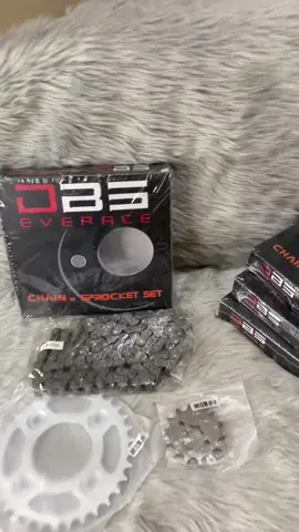 [HALO MOTOR] MOTORCYCLE CHAIN AND SPROCKET SET#MOTORCYCLE #fypppppppppppppppppppppppppppppppppppp #chainset #dbs#xrm#wave125s  #fypppppppppppppppppppppppppppppppppppp 
