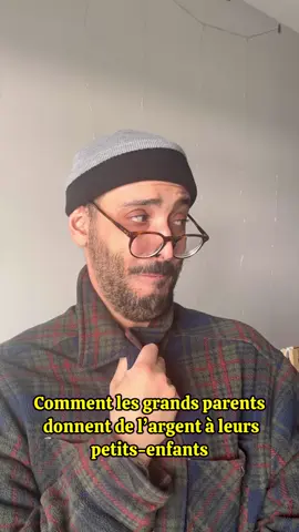 Ils se comportent comme des vendeurs de substances illicites 😂 #pov 