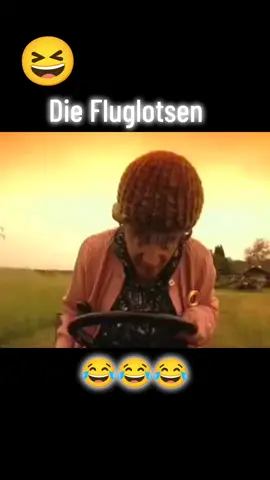 Bullyparade - Ein Notfall 😆😂🤣 #bullyparade #comedy #humor #lustigevideos #witzigevideos #lachflash #spassmusssein #comedydeutschland #sketch 