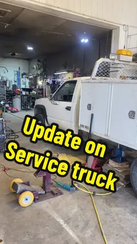 #farmtok #farmlife #rurallife #shopproject #farmshop #servicetruck #chevytrucks #fixing 