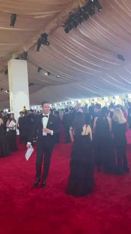 #AlexConsani walks the #Oscars red carpet 😍 #oscars2024 #academyawards #redcarpet #alexconsaniedit 