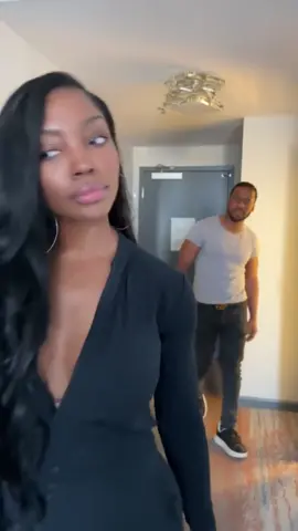 When Domini brings her problems to Esteban’s hotel room! #foryoupage #viraltiktok #Kountrywayne #kountrywaynelive #kountrywayneskits #kountrywaynecomedy 