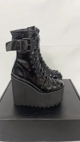 these boots omg 🖤🕷️ @Dolls Kill 