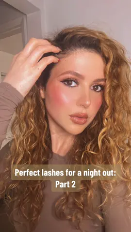 Beautiful lashes that are super comfortable too!!  Most of the lashes that have really nice dimension tend to be heavy and have a thicker band! @ArdellBeauty Hit it out of the park with these! The band is incredibly light and they still have all the dimension and layers!!😍😍 Who has heard of these before?? #ardelllashes ‘Light As Air 521’ #besteyelashes #favoritelashes #lightasairlashes #fakeeyelashes #lamakeupartist #BeautyTok #beautytalk #pestanaspostisas 
