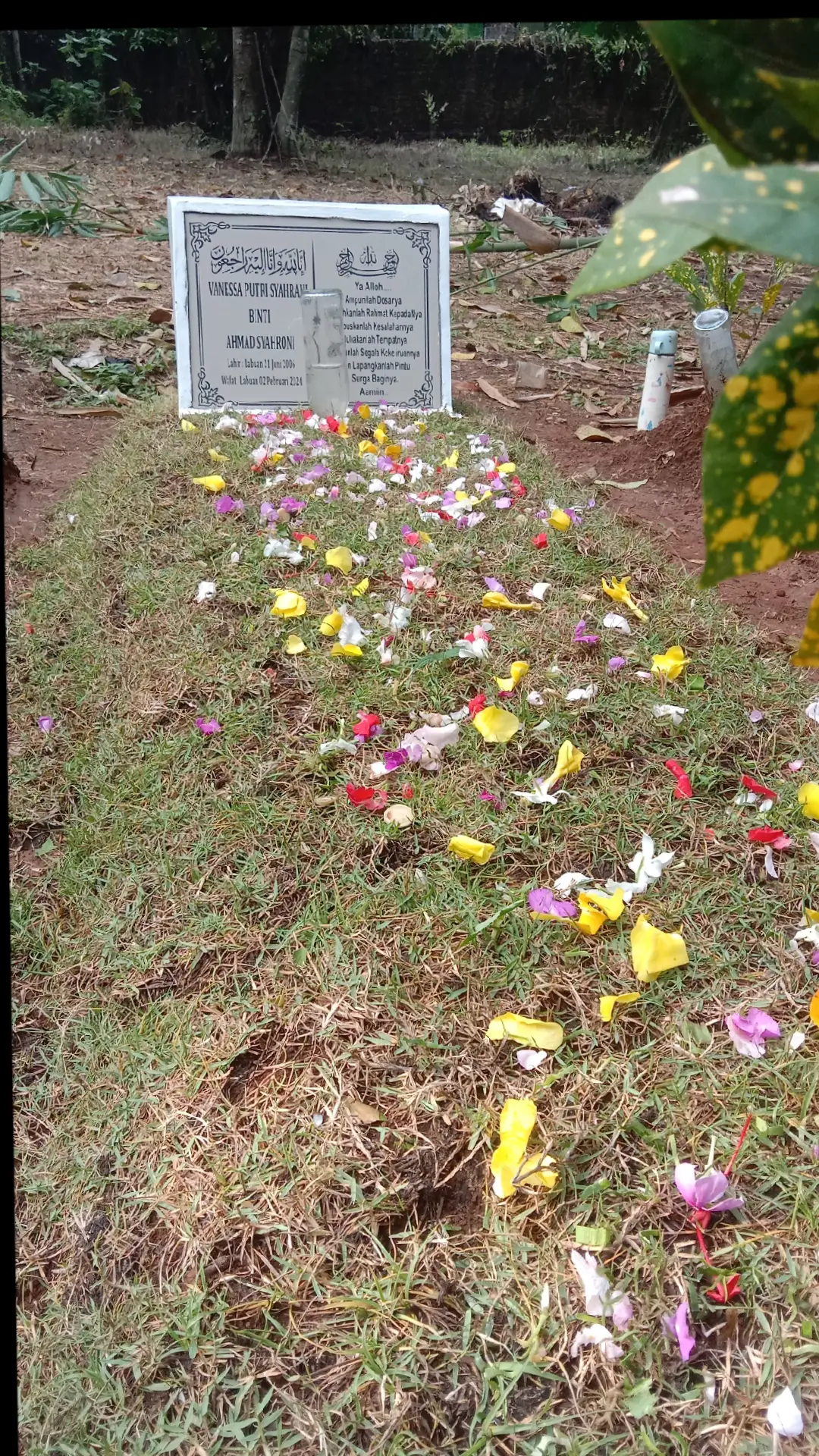 selamat berbuka puasa disurganya Allah geulis 