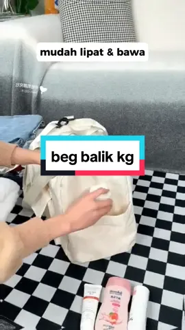 bag travel untuk students n  kaki travel wajib ada bag ni. yang  paling penting ada banyak poket boleh letak banyak barang. apa lagii korang  cepat ii tekan bag kuning #bagtravel #bagwaterproof  #baghikingmurah #bagtravelmurah  #bagstudent #bagmurahcantik