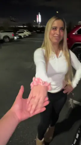 She sold me her ex's Jordan 4 Retro GS 