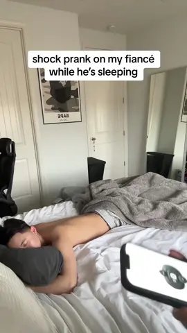 i feel bad now😅 #prank #couplecomedy #funny 