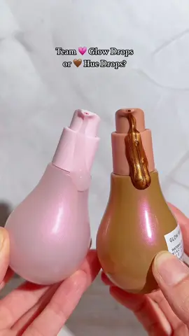 💗 or 🤎 ?! Are you team Glow Drops or team Hue Drops!? @Glow Recipe *purchased these myself however I recently received them in PR as well Decided to compare the new Watermelon Glow Niacinamide Hue Drops in Sun Glow to the OG Dew Drops. Compared to the OG serum, it has more of a gel texture. You can sheer out the Hue Drops easily and it blends in very well. It’s not streaky, greasy or patchy at all. It leaves a glowy, warm bronze tint. #glowrecipe #huedrops #skincare #sephora #beauty #makeup #newmakeup #bronze #bronzemakeup #bronzer #highlighter #dewymakeup #dewyskincare #texturetuesday #newatsephora #bronzingdrops #dewdrops #glowrecipewatermelonglow #glowrecipehuedrops