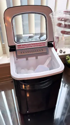 MUST HAVE!! 🧊✨ This portable ice maker literally makes ice in 6 minutes! #icemaker #icemakermachine #crunchyice #ice #icemaker #icelover #icemachine #foryou #viralproducts #viral #tts #ttshop #tiktokshop #tiktokshopping #tiktokmademebuyit #tiktokmademedoit #tiktokshopfind #tiktokshopfinds #deals 