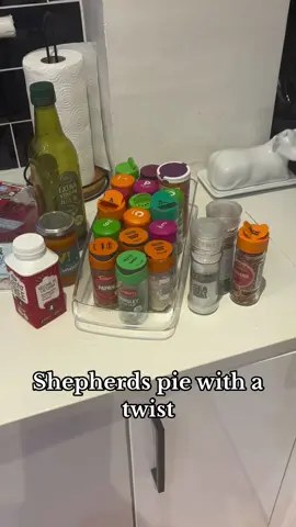#mukbang #fyp #shepherdspie #makedinnerwithme #dinnerideastiktok #dinner #dinneridea #glutenfree #glutenfreerecipes #dairyfree #dinnertimetiktok #dinnertime 