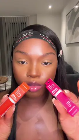 Elf knew what they were doing when they made these😍😍 @e.l.f. Cosmetics in the shade “Comin in hot” #blackgirlmakeup #liquidblush #blushforblackgirls #ukgirlmakeup 