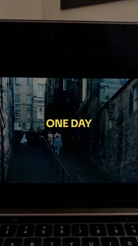 the soundtrack of this movie ❤️‍🩹 #oneday #annehathaway 