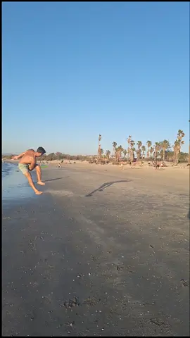 Magic Frisbee. #freestylefrisbee #sports #beach #foryou #motivation #Fitness 