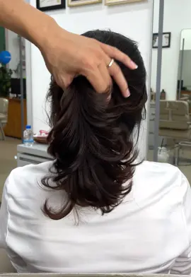 Xoăn bung cho tóc lỡ .chị em tham khảo nhe 🥰#BeautyTok #ThanhThoiLuotTet #salonphamtha #salonphamthach #tocdep2024 