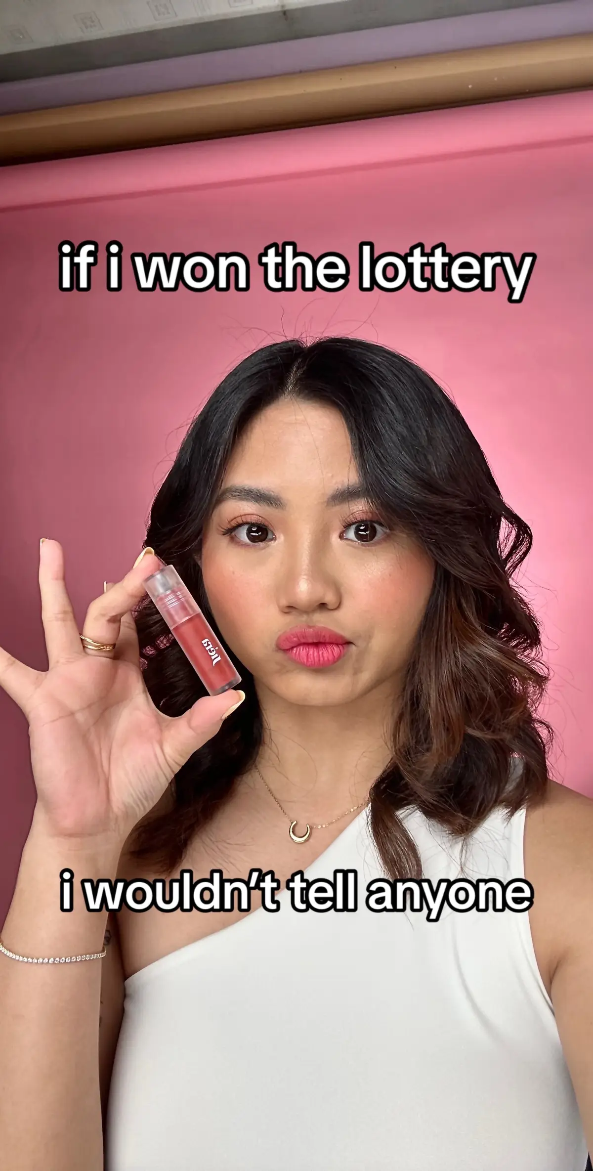 It’s giving rich girlie vibe with nourished lips! 💋 #jieraph #lipcare #liptok👄 