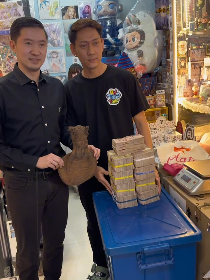 พี่เขามีกระเพาะปลาเป็นลังแต่จะใช่แบบ กิโลกรัมละ 12ล้าน บาทที่ผมต้องการไหม #บอยท่าพระจันทร์ #กระเพาะปลาเปลี่ยนชีวิต