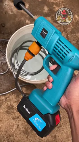 MAKITA Portable Wireless Car Motorcycle Washer 68V High Pressure Washing power spray Water Gun Can Rechargeable COD! #pressurewashing #pressurecleaning #pressurewasher #makitatools #fyp #fypシ #fypシ゚viral #trending 