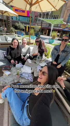 Cuando necesitas una cita de amigas cada mes✨👭 #friendshipgoals #dateidea #dateday #girls #girlpower 