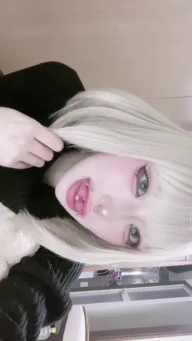 べ〜👅 #スプタン #スプリットタン #ヴァンパイアバイト #セプタム #ピアス女子 #01  