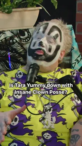 Pauly Shore may have crossed the line with ICP on the latest episode of The Jam In The Van Podcast Show! WATCH THE FULL INTERVIEW 👇 🔗 LINK IN THE BIO‼️ #paulyshore #insaneclownposse #tarayummyy #jaminthevan #wakkothekidd