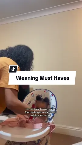 A huge life and clothe saver💯 Makes mealtime a lot less stressful 🤍❤️ #babiesoftiktok #weaningbaby #blw #blwideas #babyfood #bibado #bibadocoverall #bibadodippit #momlife #blwmusthave #weaningmusthaves 