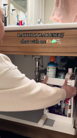 Bathroom reset & vulnerable chat, excited to be sharing more of this journey🫶🏼🧼🫧 #resetwithme #cleaningvlog #lifestyleblogger #lifestylevlog 