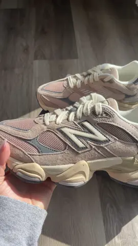 Forever a @New Balance girly ✨ These are the New Balance 9060 in Driftwood with mindful grey and castlerock. I am loving the neutrals. I had been wanting them and finally found them in stock 🤎 #newbalance #driftwood #sneakers #9060 #fyp #9060driftwood #newbalance9060 #trending #sneakers #fashion #paratii #neutralsneakers #fypシ #parati 