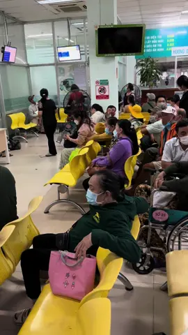 Bệnh Viện 115, cả nhà mình nên đặt lịch hẹn khám qua tổng đài trước nha, đỡ phải đi sớm chờ đợi nè#61binhduong #saigon #xuhuong #taixe 