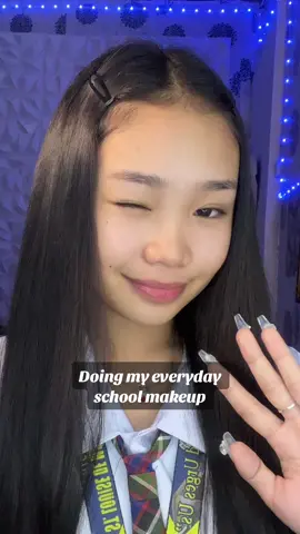 College student🫶🏻 #makeuplook #makeup #schoolmakeup #fyp #foryou #foryoupage #makeuptutorial #school #fypシ 
