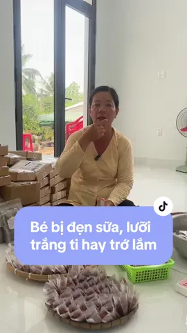 Trả lời @bé gà 1989( mẹ gạo) bé bị đẹn sữa, trắng lưỡi thì làm sao? Bé ti và ăn không ngon lắm, hay trớ lắm thì tham khảo mẹo này nha #ydgr #tiembaut #bautoi #tramatsua #densua #namtrangluoi #LearnOnTikTok #meodangian #meochambe 