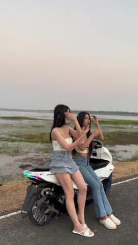 มองแล้วเป็นไงบ้าง😂🙏🏻#pcx160ล้อ17แต่งสวย #pcx160 #ศุภกิจ⚡️ #ไฮบิด⚡ #ฟีดดดシ 