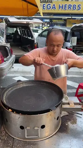 Local street sponge cake