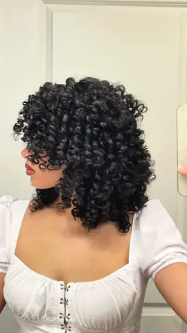 Flexi rod resuuultss !!! Im in love 😍 Verse of the day: Hebrews 13:8 - Jesus Christ is the same yesterday, today and forever  #flexirod #flexirodset #flexirodresults #hair #curls #pretty #hairinspo 