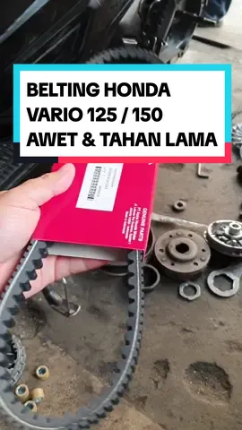 Pakai Belting / Vanbelt yang honda lebih awet dan tahan lama. #vanbelt #belting #honda #vario125 #vario150 #beltingvario125 #beltingvario150 #fyp #fypシ 