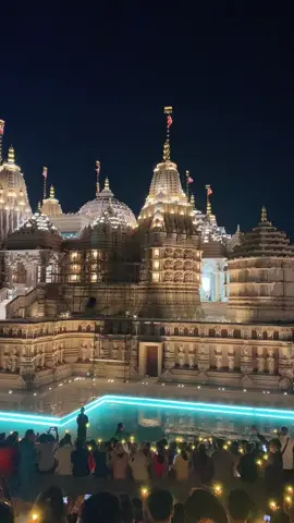 BAPS Mandir #sandhyaarati #abudhabi #hindutemple #religious #beautifulview #aarati #uae #dubai 