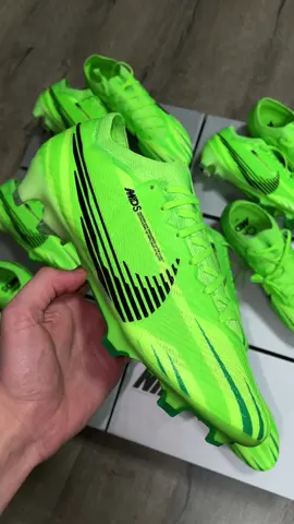 How would you rate them 1-10 ?🤔 Nike Air Zoom MDS008 Vapor FG🔫 #footballboots #cleats #crampons #nikemds008 #nikemercurial #greenmercurial 