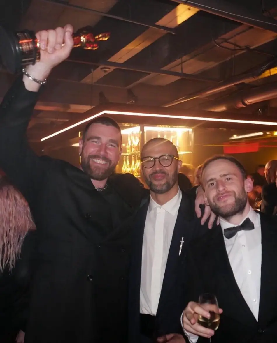 Travis Kelce Oscar pic and Timberlake concert ✨ Talter IG. . #traviskelce #traviskelce87 #kcchiefs #justintimberlake #tayvis #oscars 