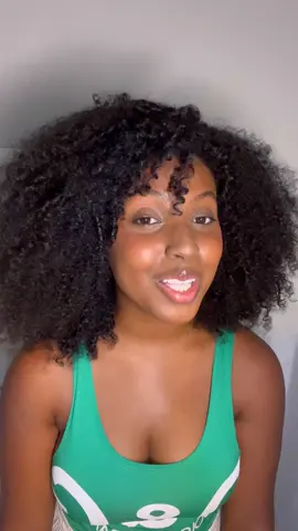Histórias de uma modelo negra! Parte 1  Resolvi vim contar pra vocês inúmeras coisas que já vivi nesses 5 anos de profissão, essa é a primeira história de muitas.  #modelo #model #profissao #crespa #crespasecacheadas #negra #conteudo #historias #fyp #fypシ #viral 