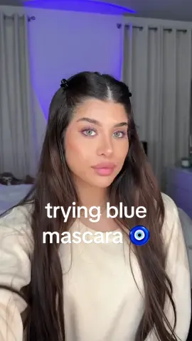 Shes cuteee🧿✨ #bluemascara #bluemascaragreeneyes #mascara #makeup #fyp 