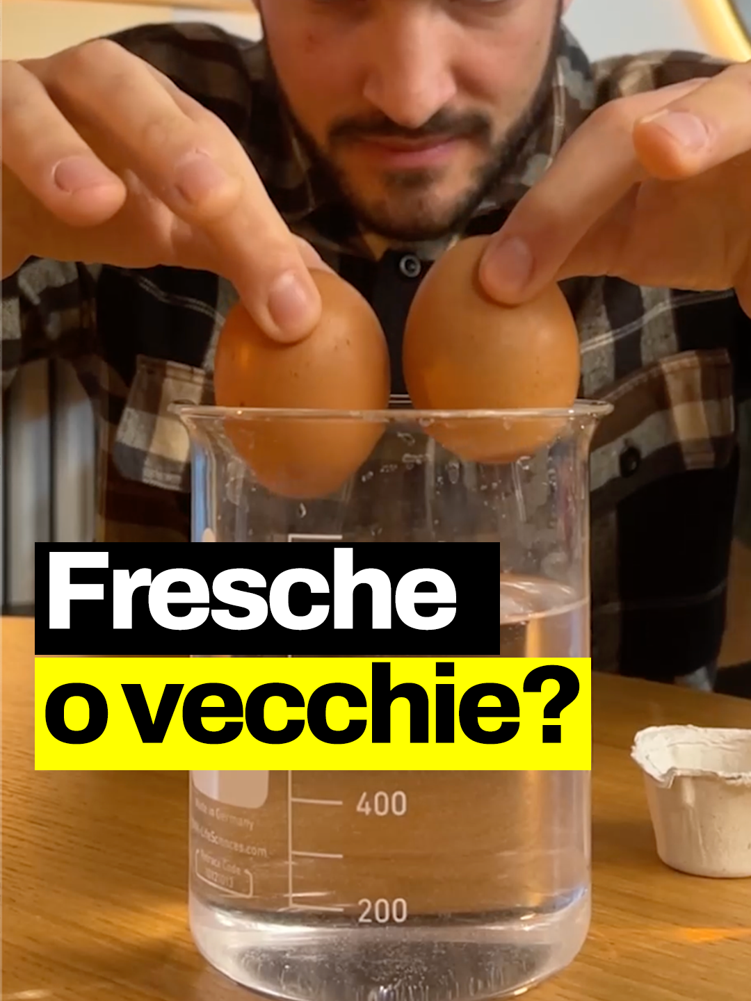 In rete gira molto questo “test” per capire se le uova sono fresche o meno… ma sarà vero o è una bufala? Ce lo spiega @il_dena  #geopo #debunking #chimica #chemistry #imparacongeopop #figononlosapevo #losapeviche #geopopit