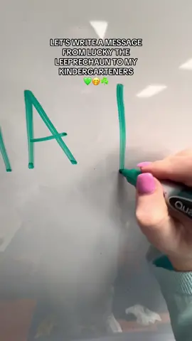 #asmr #leprechaunmessage #stpatricksday #kindergartenteacher #asmrclassroom #asmrteacher 